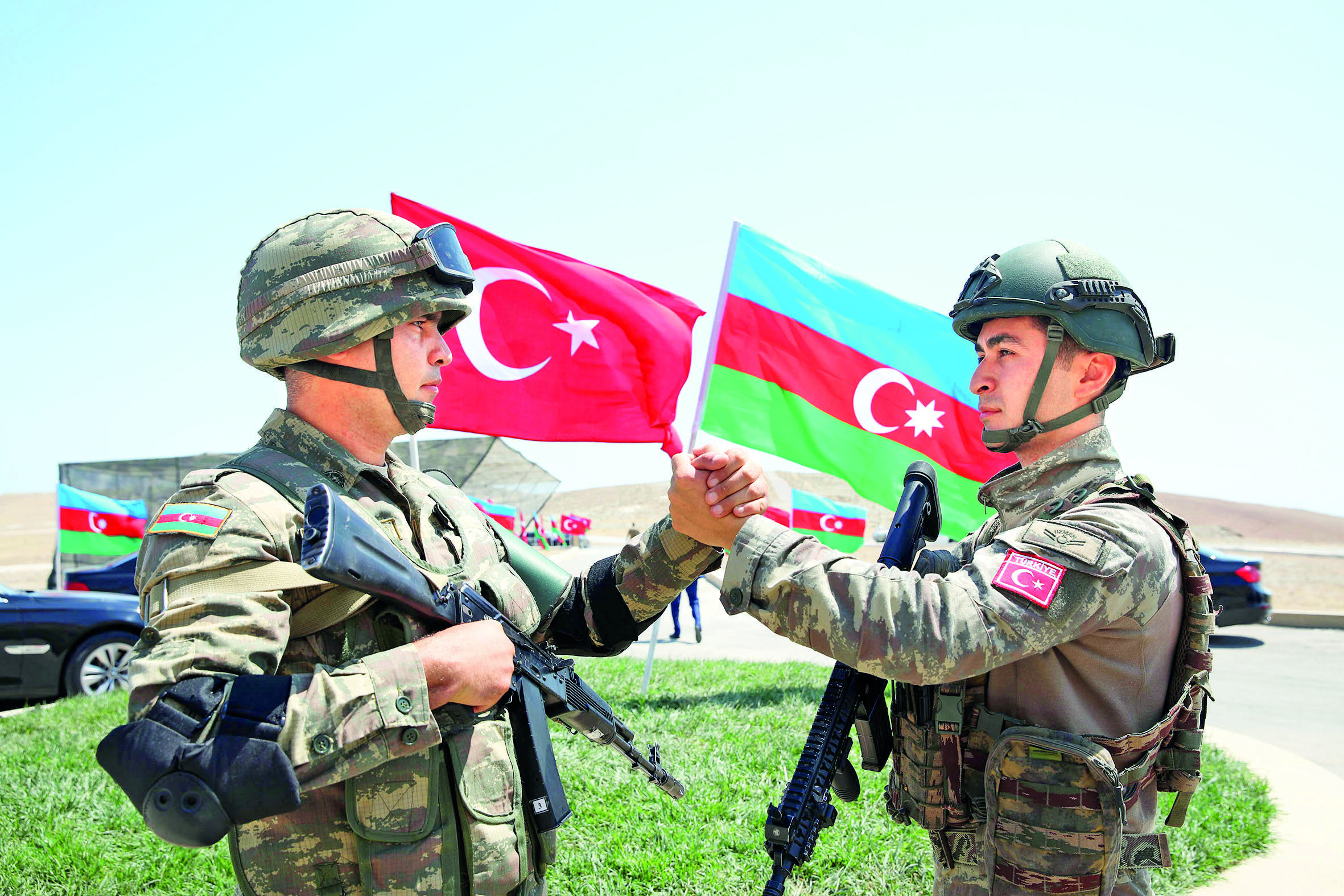 Azerbaycan Türk Askeri