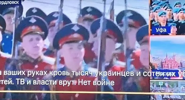 0X0 Putin Dunyaya Seslenirken Bir Anda Ekranda Belirdi Rusyayi Karistiran Mesaj Cocuklarin Kani Ellerinizde 1652087681915