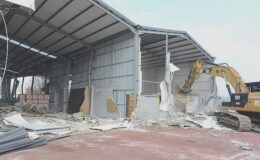 Nilüfer’de 2 Kaçak Yapının Yıkımı Gerçekleşti