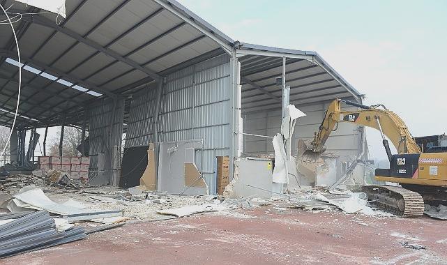 Nilüfer’de 2 Kaçak Yapının Yıkımı Gerçekleşti